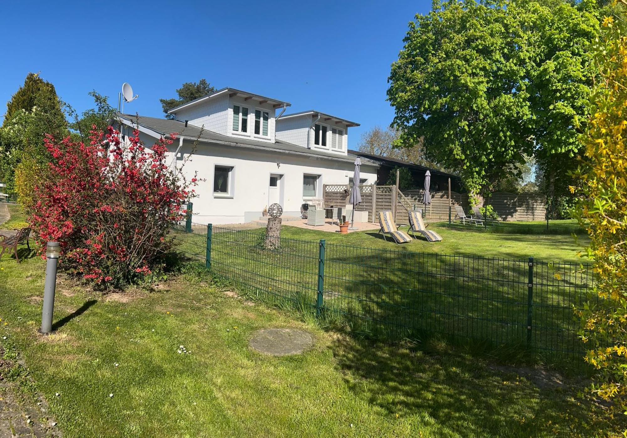 gr. Ferienhaus  Damekow Exterior foto